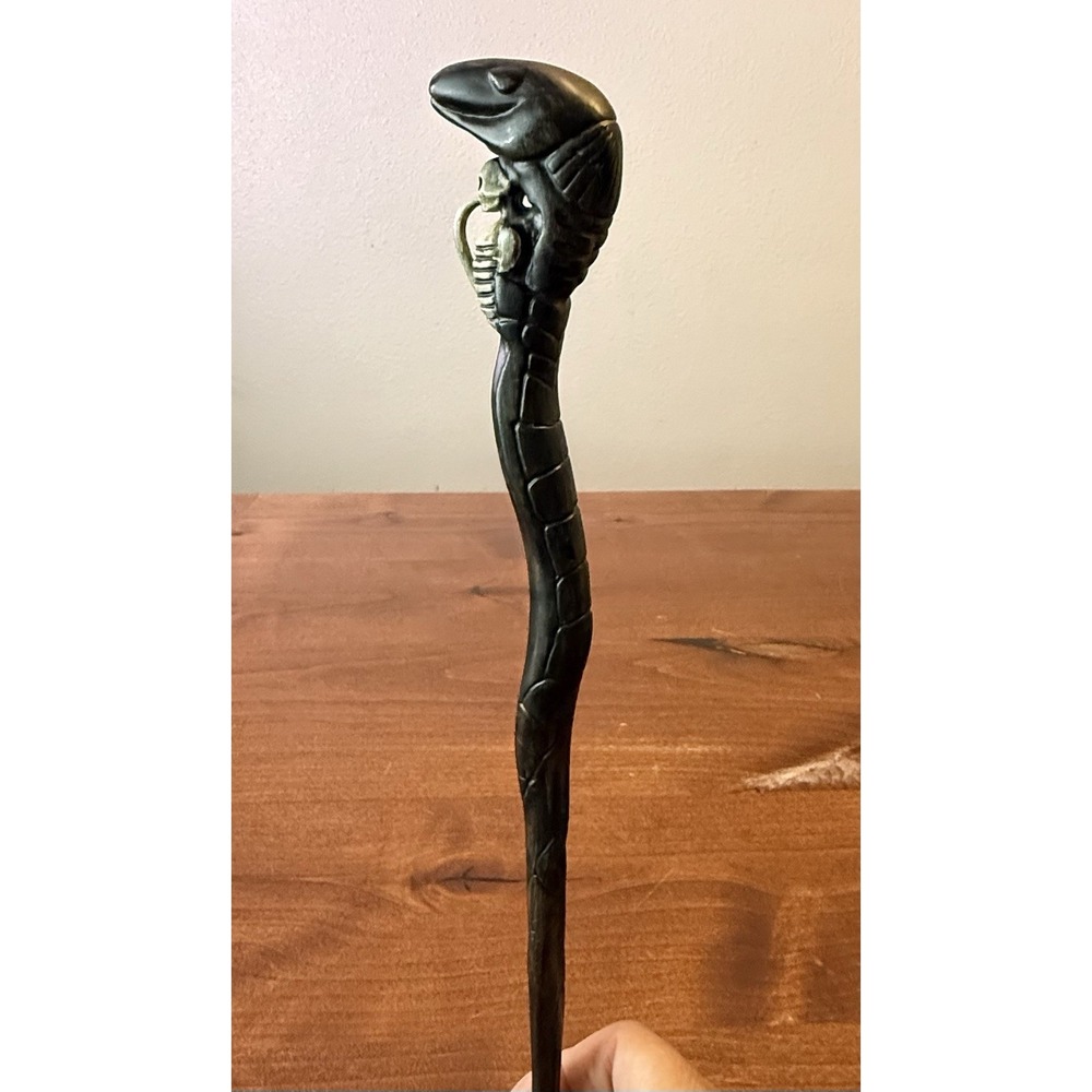Universal Studios Harry Potter Death Eater Interactive Wand Cobra Snake 13"